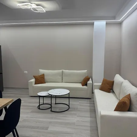 Rira Rent דירה *