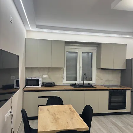 Rira Rent דירה *