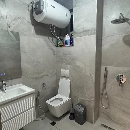 Rira Rent * Bucimas